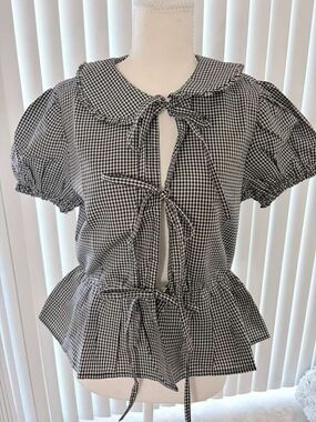 Us Together Navy Gingham Peter Pan Collar Top Tie Front Peplum Blouse Medium NWT